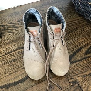 Toms wedge bootie
